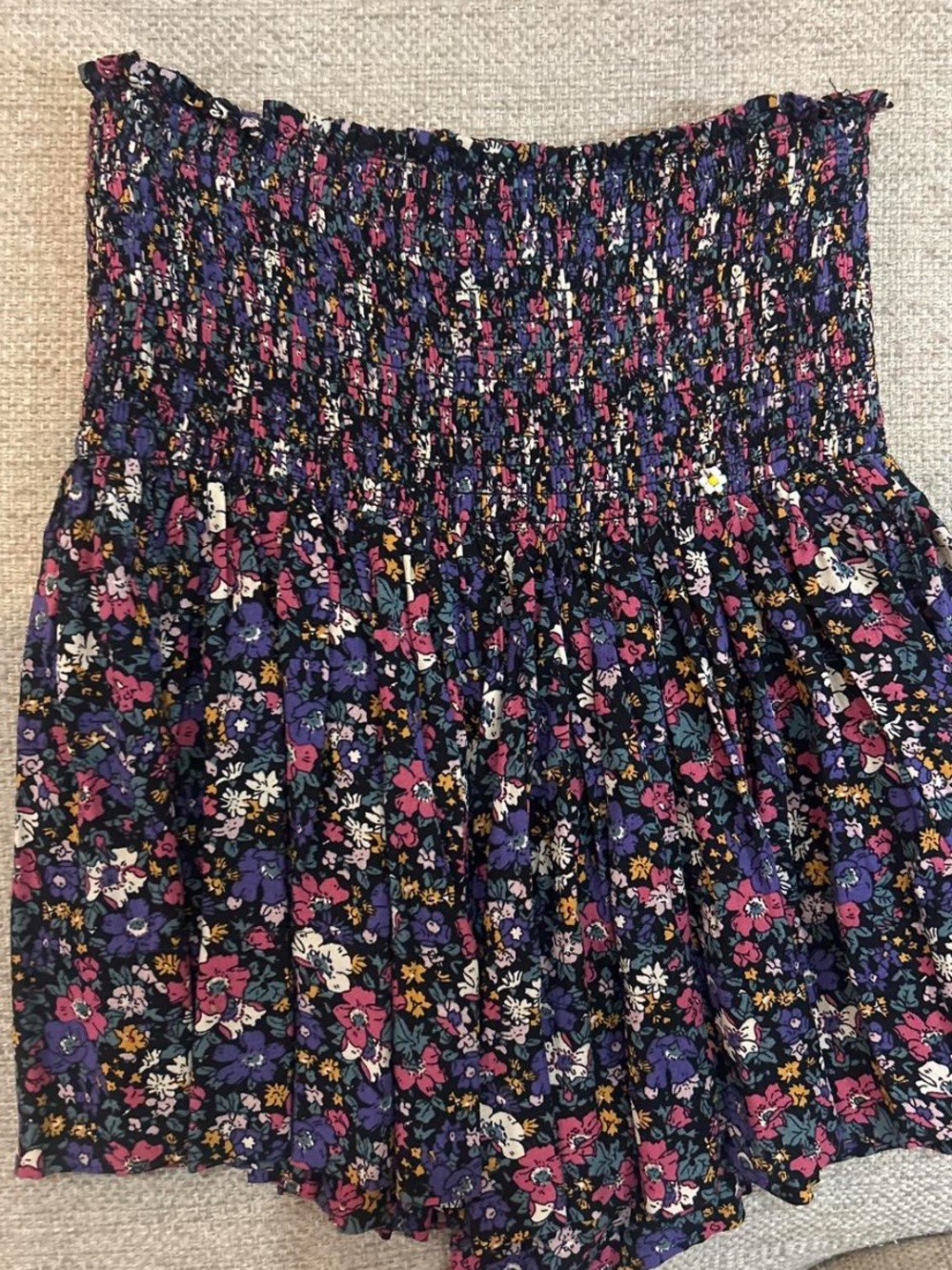 Natural Life shorts